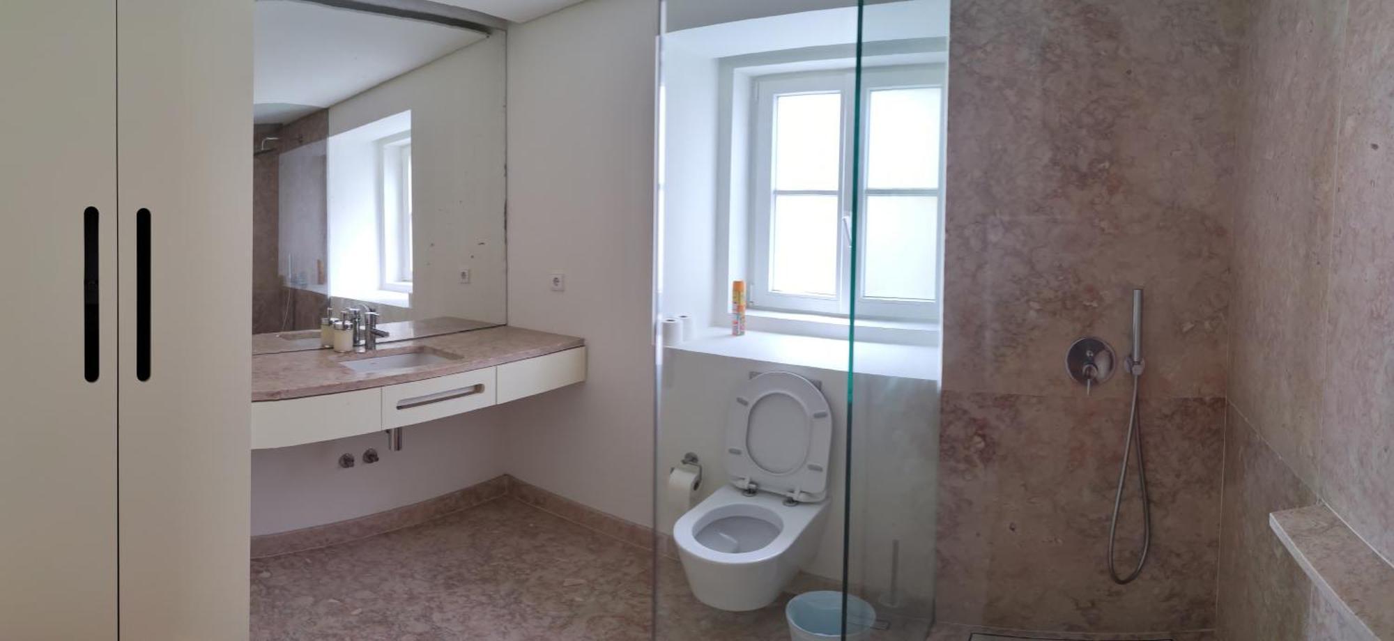 Central Bedroom In Shared House In Chiado - Historic Center Of Lisboa Екстериор снимка
